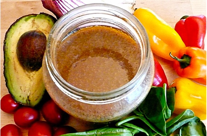Easy 5-Ingredient Salad Dressing