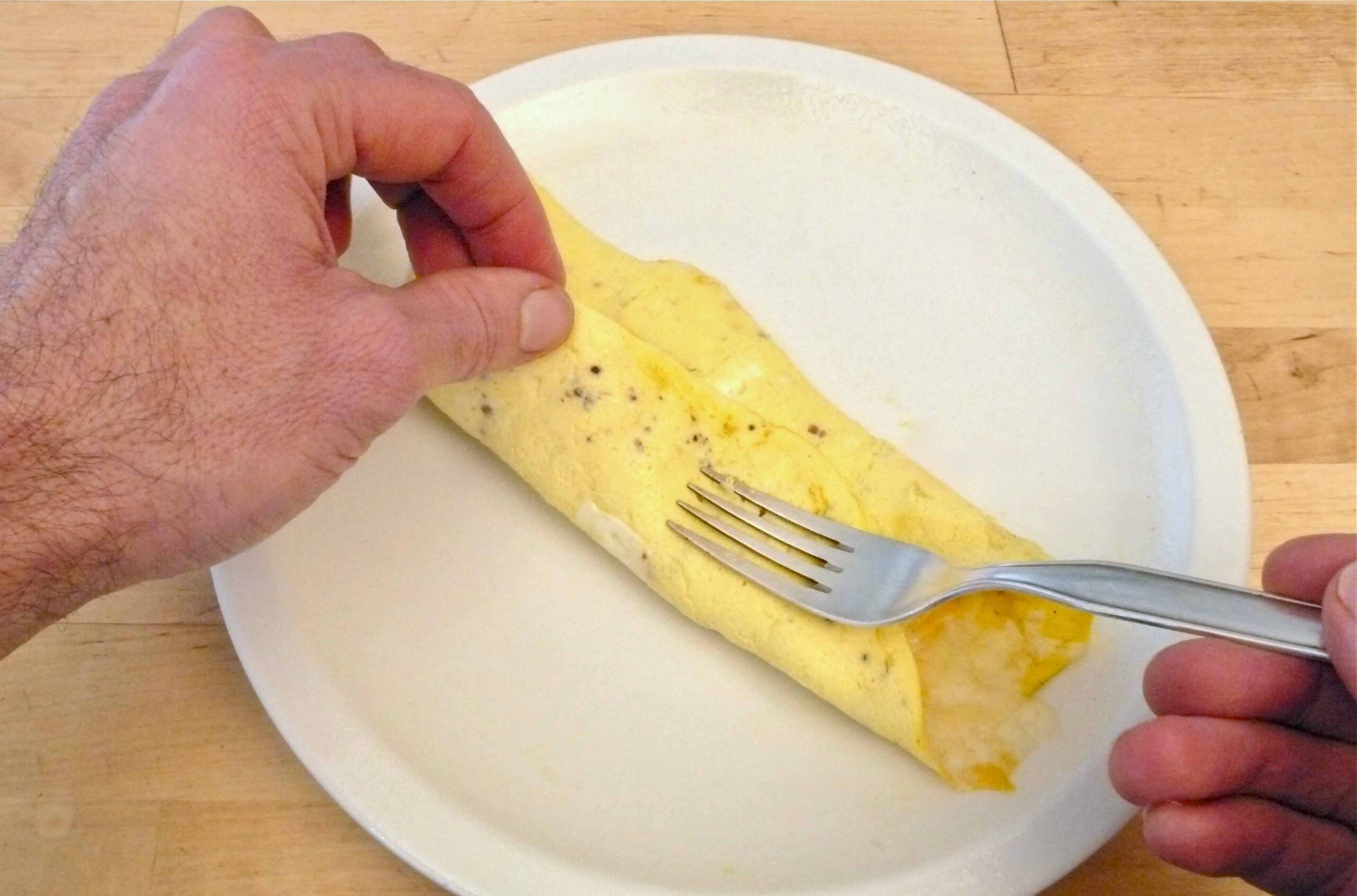 Easy Microwave Omelet Recipe | Fast Beginner-Friendly Eggs